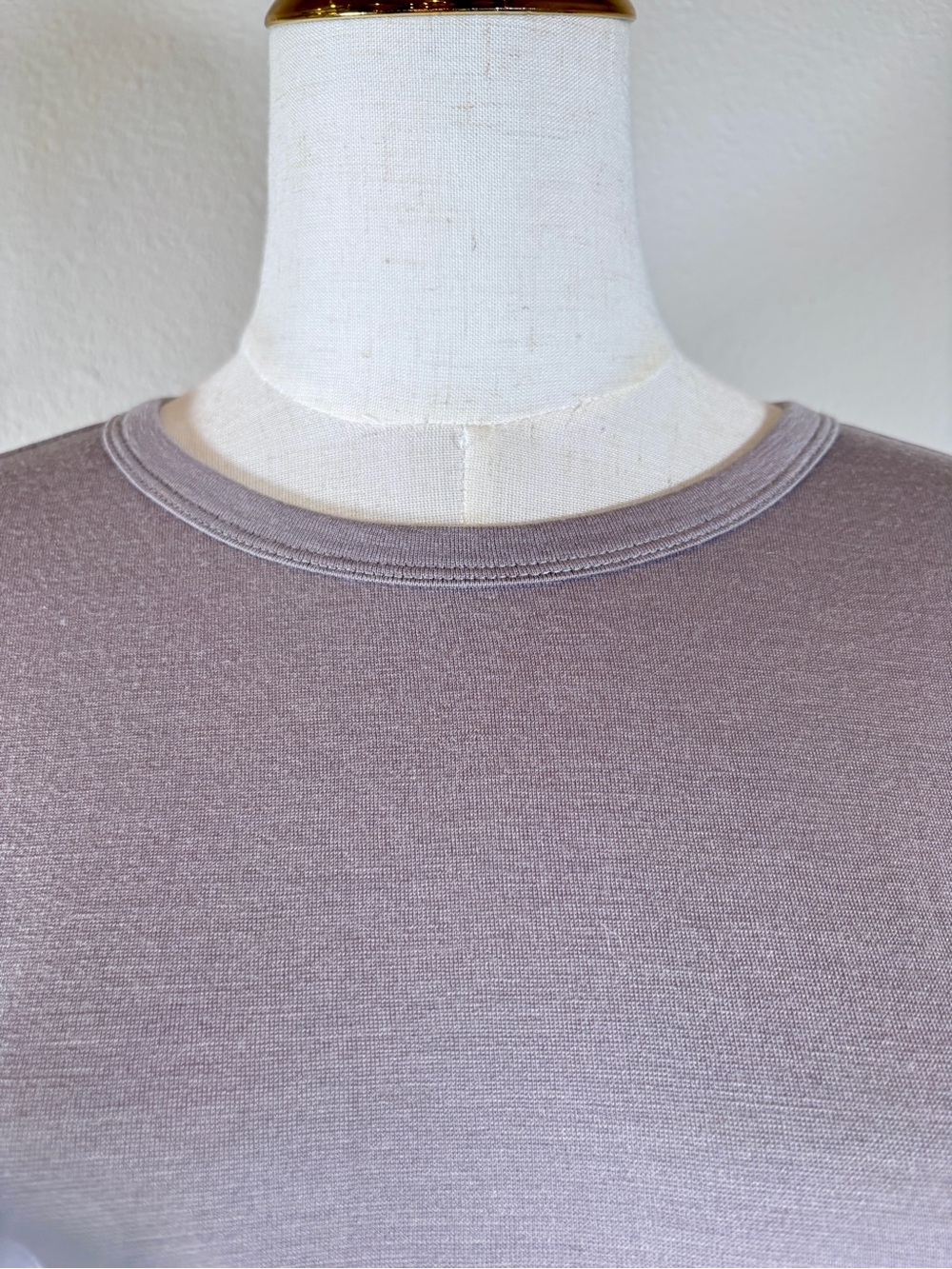 Unbound Merino Basic Crew Neck Tee Size Medium - Picture 5 of 9